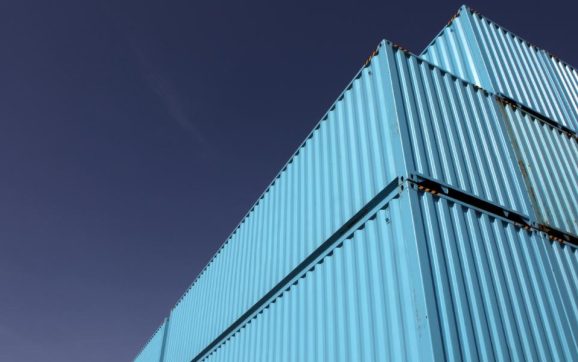 Het verschil tussen een opslagcontainer en een zeecontainer